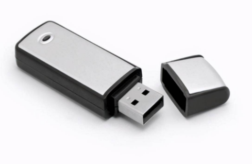 U盤的(de)使用(yòng)注意事(shì)項